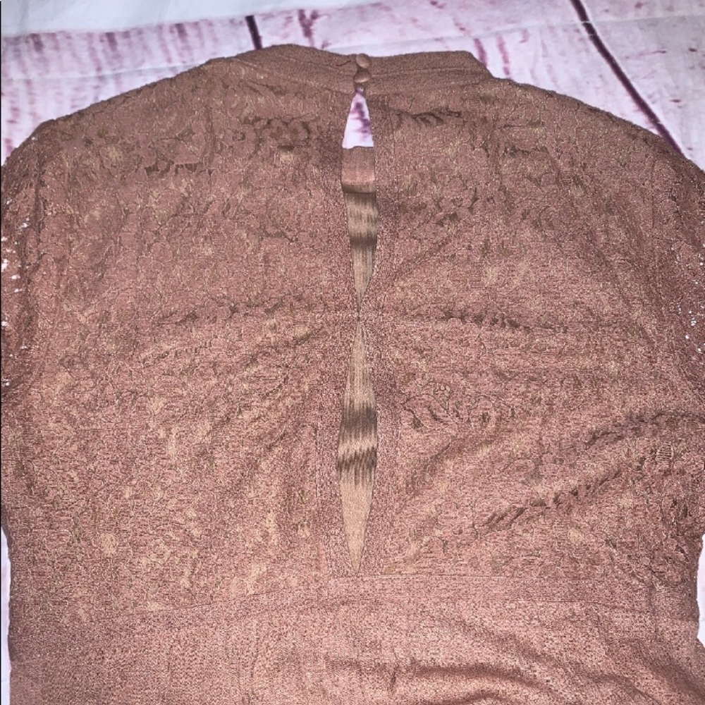 💜 Boho taupe lace dress bell sleeve - Picture 6 of 6